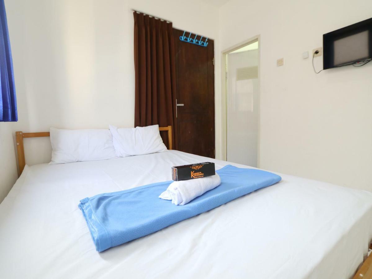 Kamar Keluarga Kalideres 雅加达 外观 照片